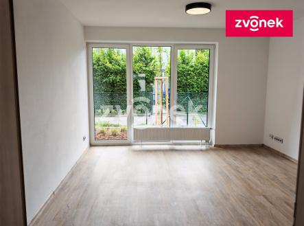 Obrázek k zakázce č.: 716632 | Pronájem bytu, 1+kk, 32 m²