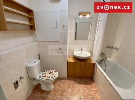 Obrázek k zakázce č.: 615203 | Pronájem bytu, 2+kk, 56 m²