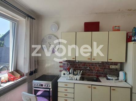 Obrázek k zakázce č.: 717392 | Prodej - dům/vila, 100 m²