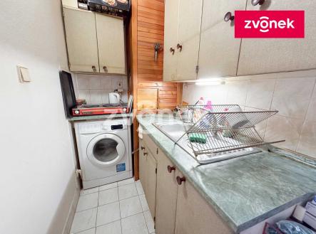 Obrázek k zakázce č.: 717832 | Prodej bytu, 1+kk, 28 m²