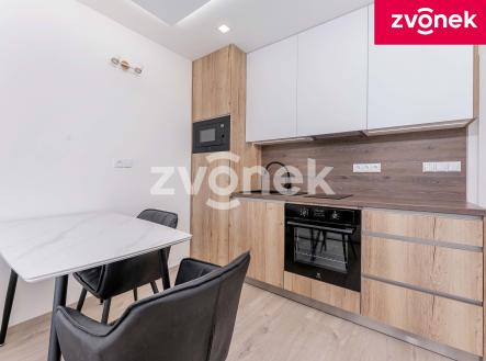 Obrázek k zakázce č.: 718102 | Prodej bytu, 1+kk, 35 m²