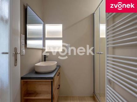 Obrázek k zakázce č.: 718102 | Prodej bytu, 1+kk, 35 m²