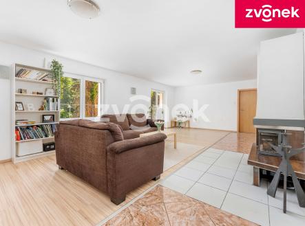 Obrázek k zakázce č.: 718262 | Prodej - dům/vila, 207 m²
