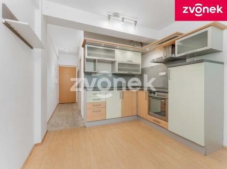 Obrázek k zakázce č.: 713222 | Prodej bytu, 1+kk, 27 m²