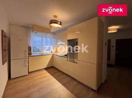 Obrázek k zakázce č.: 721432 | Pronájem bytu, 2+1, 60 m²