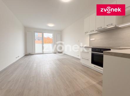 Obrázek k zakázce č.: 720282 | Pronájem bytu, 1+kk, 37 m²