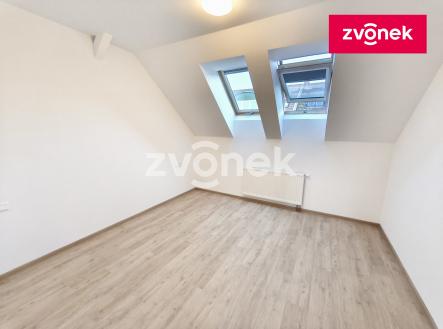 Obrázek k zakázce č.: 723321 | Pronájem bytu, 2+kk, 66 m²