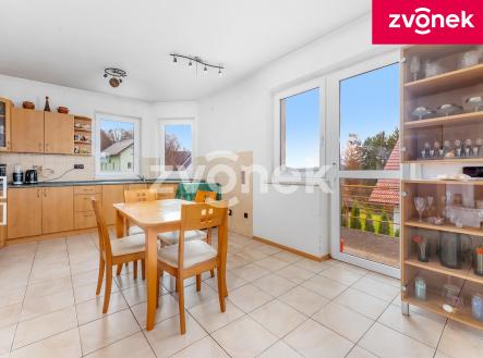 Obrázek k zakázce č.: 721302 | Prodej - dům/vila, 200 m²