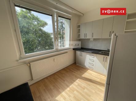 Obrázek k zakázce č.: 702536 | Pronájem bytu, 1+1, 35 m²