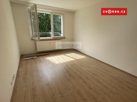 Obrázek k zakázce č.: 702536 | Pronájem bytu, 1+1, 35 m²