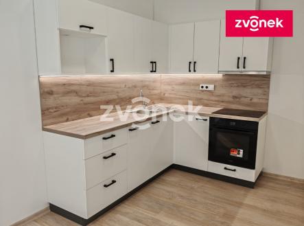 Obrázek k zakázce č.: 716632 | Pronájem bytu, 2+kk, 40 m²