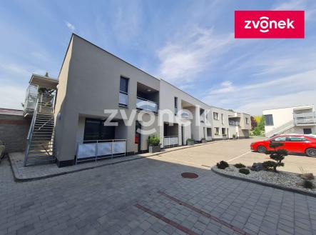 Obrázek k zakázce č.: 725311 | Pronájem bytu, 1+kk, 39 m²