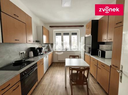 Obrázek k zakázce č.: 720382 | Pronájem bytu, 2+1, 50 m²