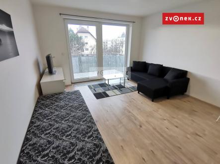 Obrázek k zakázce č.: 641551 | Pronájem bytu, 1+kk, 37 m²