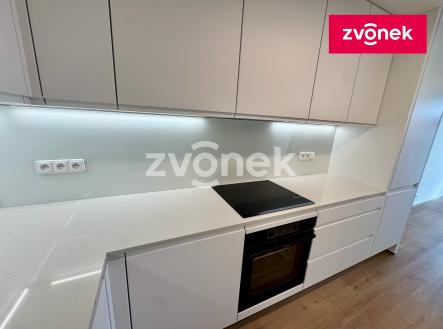 Obrázek k zakázce č.: 727761 | Pronájem bytu, 2+kk, 59 m²