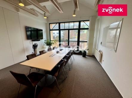 Obrázek k zakázce č.: 727731 | Pronájem - komerční objekt, administrativní budova, 460 m²