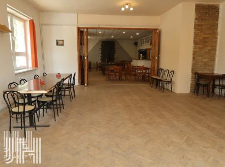 Prodej - restaurace, 280 m²