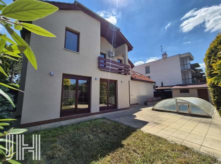 Prodej - dům/vila, 280 m²