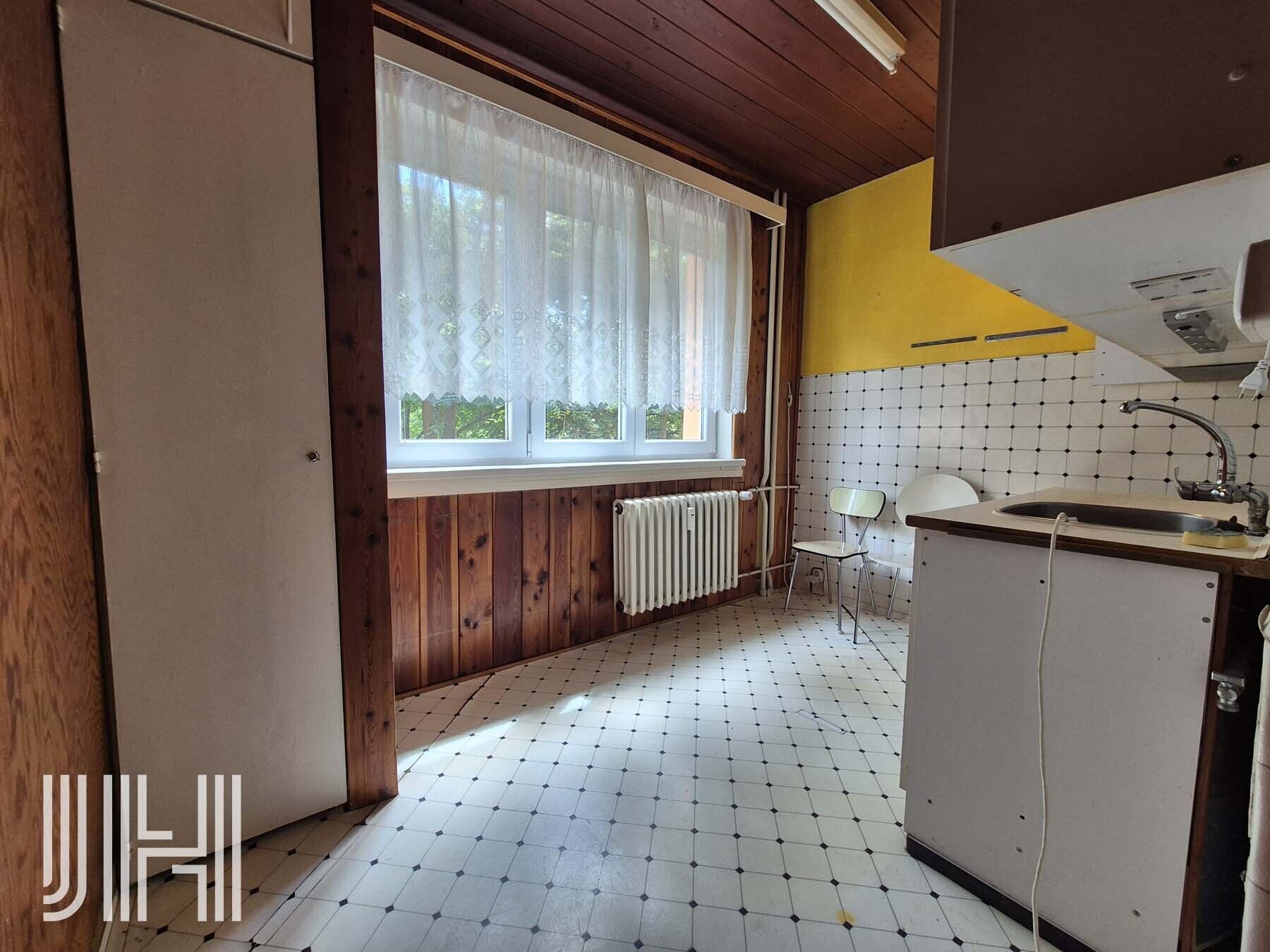 Prodej atypického bytu 3,5+1 v osobním vlastnictví s lodžií