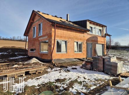 Prodej - dům/vila, 195 m² obrázek