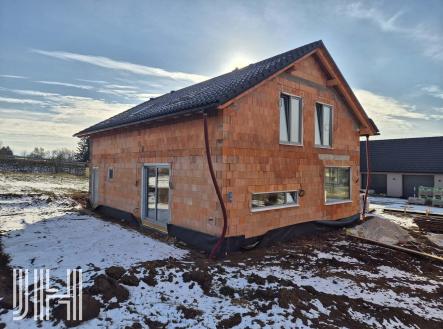 Prodej - dům/vila, 195 m²