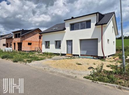 Prodej - dům/vila, 195 m²