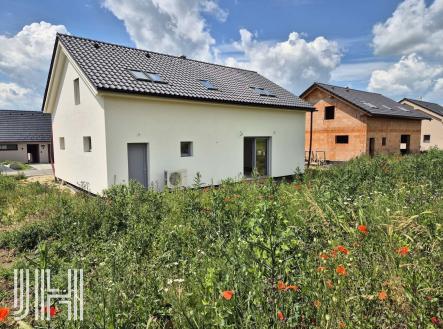Prodej - dům/vila, 195 m²