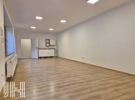 Pronájem - kanceláře, 43 m²