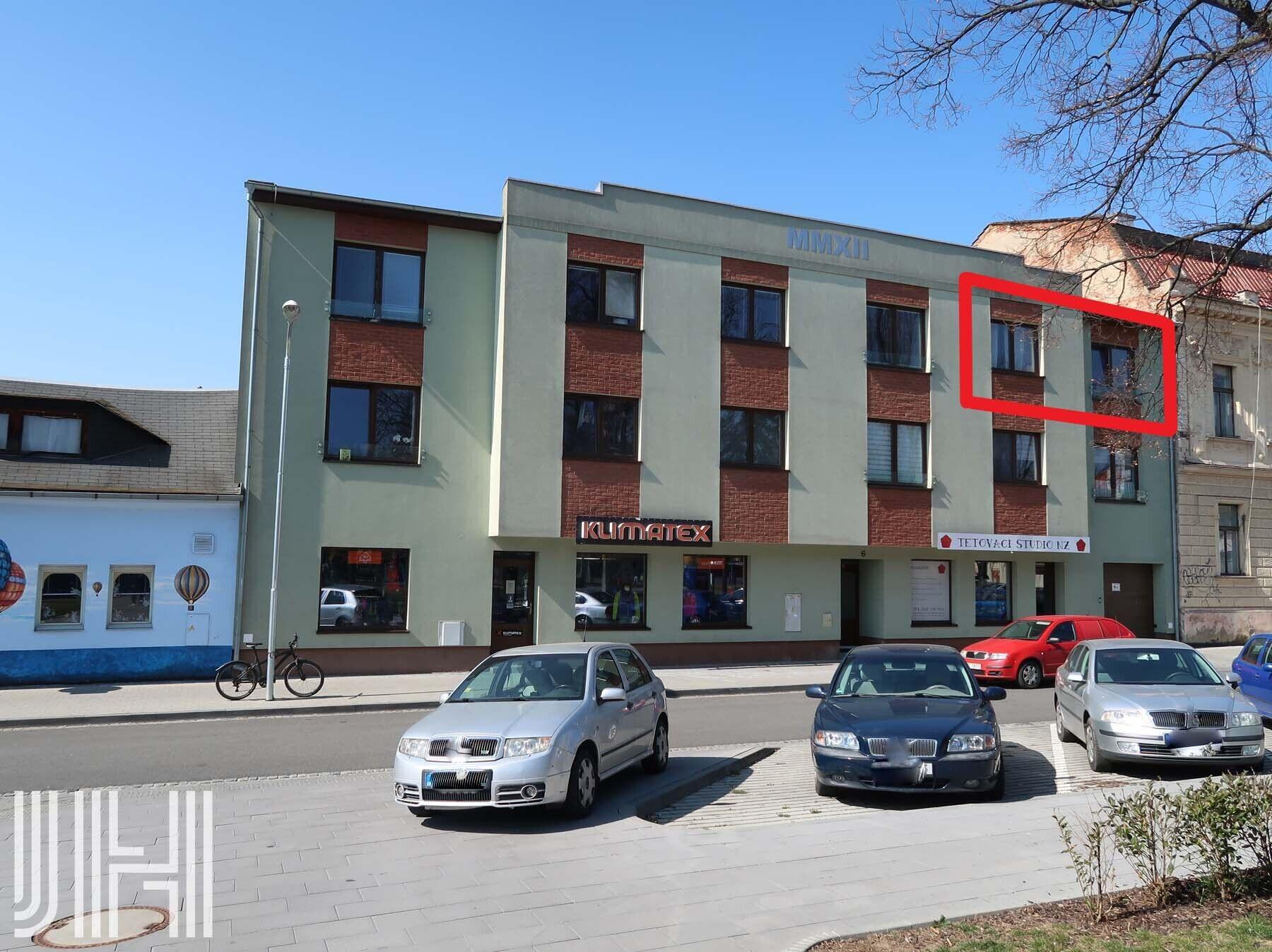 Pronájem bytu 2+kk v bytovém domě v centru