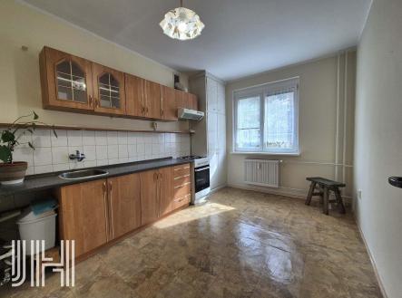 Prodej bytu, 2+1, 66 m²