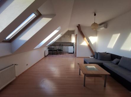 IMG_20201229_151727.jpg | Prodej bytu, 3+kk, 77 m²