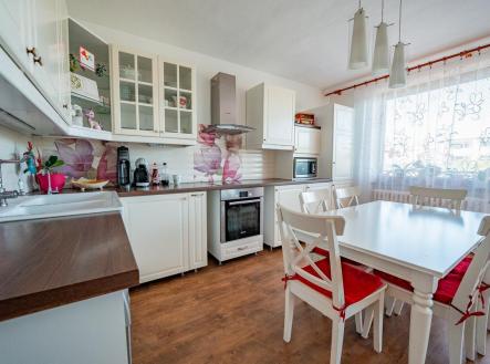 LH101299.jpg | Prodej - dům/vila, 270 m²