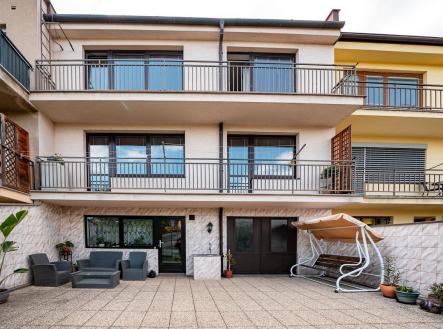 LH101806.jpg | Prodej - dům/vila, 270 m²
