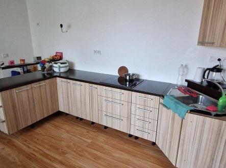 d431bc8826b6a15f6e12dafef3381.jpg | Prodej - dům/vila, 115 m²