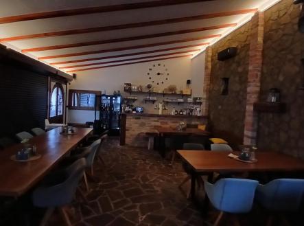 20260114_092653.jpg | Pronájem - restaurace, 74 m²