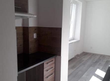 20230426_084427.jpg | Pronájem bytu, 1+1, 35 m²