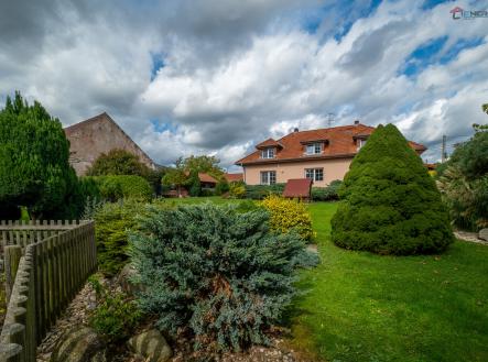 Prodej - dům/vila, 222 m²