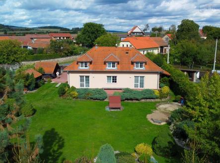 Prodej - dům/vila, 222 m²