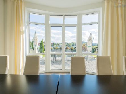 Prodej - dům/vila, 899 m²