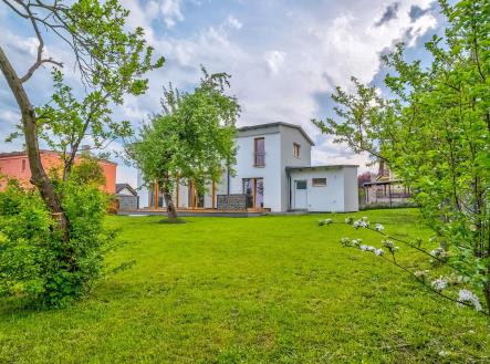 Prodej - dům/vila, 144 m²