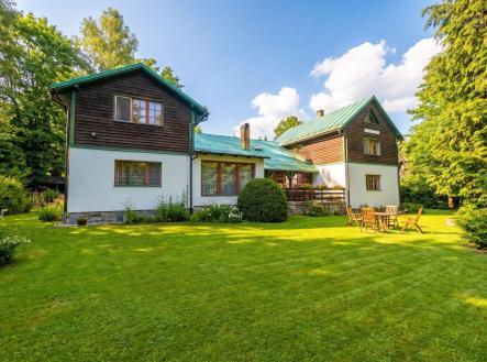Prodej - chata/rekreační objekt, 300 m²