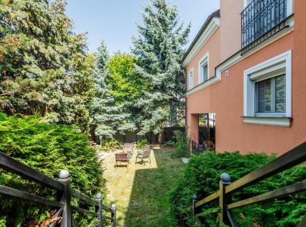 untitled-30.jpg | Prodej - nájemní dům, 715 m²