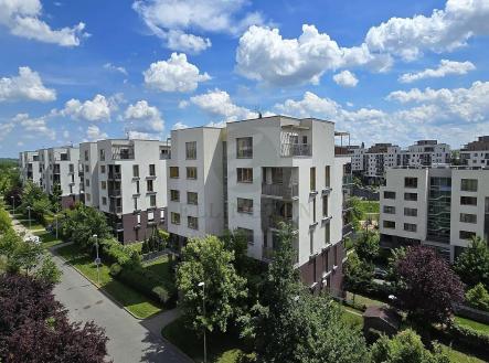 Pronájem bytu, 2+kk, 68 m²