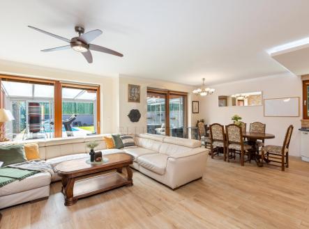 Zvoncová 18.jpg | Prodej - dům/vila, 163 m²