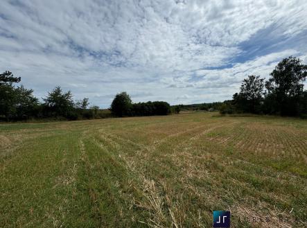 Foto pozemku a přilehlého okolí | Prodej - pozemek pro bydlení, 860 m²