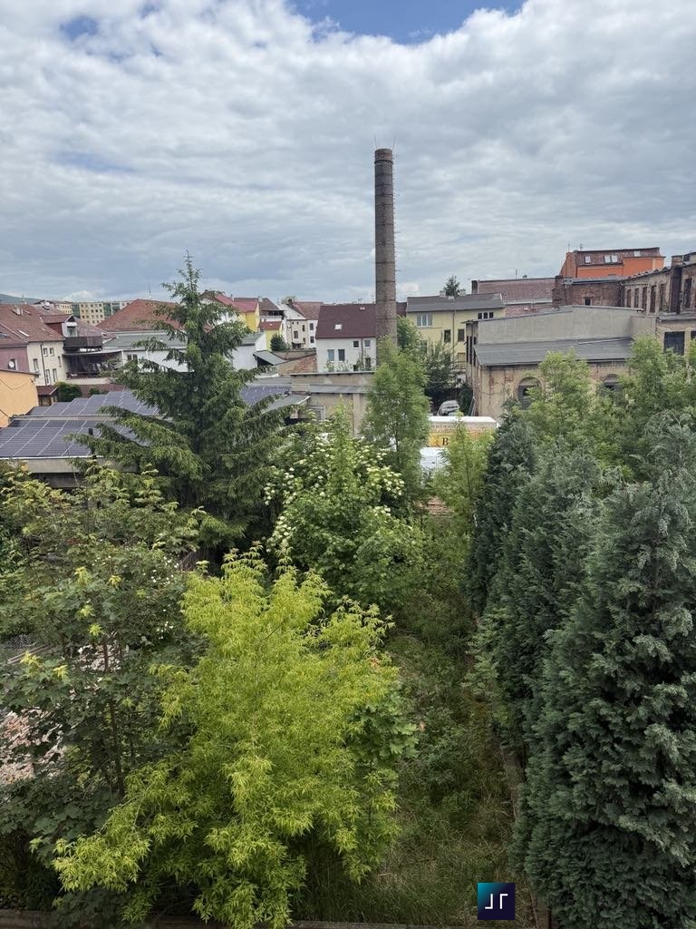 výhled do vnitrobloku 1