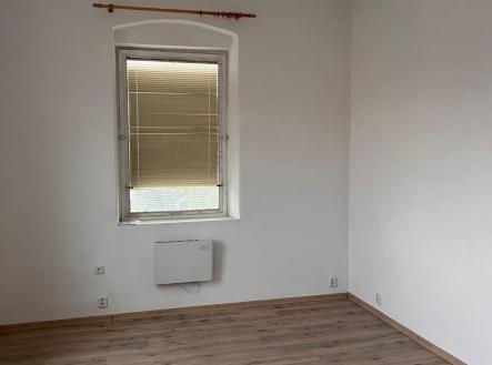 IMG-20251013-WA0015 | Pronájem bytu, 1+kk, 15 m²