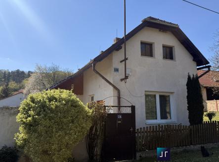 pohled na dům čelní 4 | Prodej - dům/vila, 115 m²