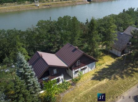 pohled na 1 a | Prodej - chata/rekreační objekt, 180 m²
