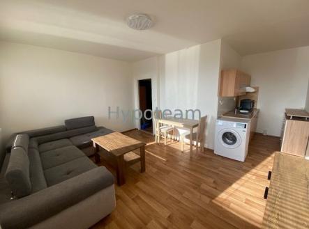 obývací prostor s kuchyňským koutem | Pronájem bytu, 1+kk, 30 m²